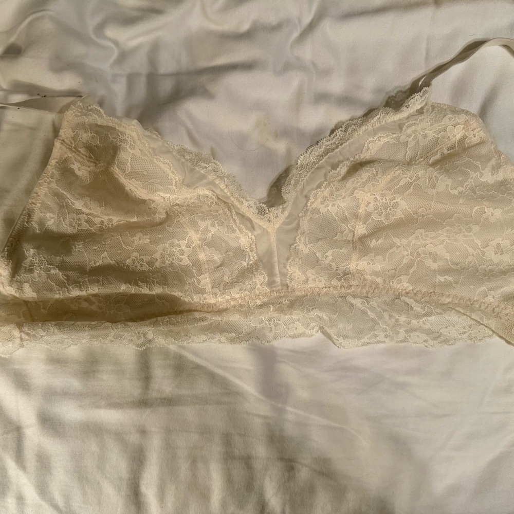 Victoria's Secret Lace Bralette - Cream